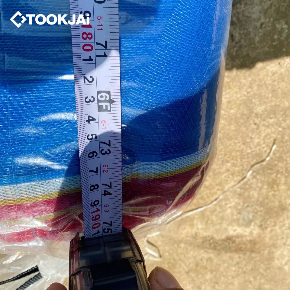 มุ้งไนล่อนคืออะไร และเหมาะกับใคร มุ้งไนล่อนเป็นวัสดุที่นิยมในงานเกษตรอย่างมาก อีกทั้งยังเหมาะกับงานก่อสร้างและงานทั่วไป เนื้อวัสดุมีความเหนียวและยืดหยุ่นดี ดังนั้นจึงใช้งานได้หลากหลายรูปแบบ