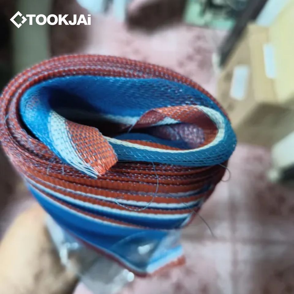 การใช้งานด้านงานก่อสร้างและงานทั่วไป มุ้งไนล่อนสามารถใช้ในงานก่อสร้างได้ดี เช่น ใช้กั้นพื้นที่เพื่อความปลอดภัย รวมถึงใช้คลุมวัสดุเพื่อป้องกันฝุ่น นอกจากนี้ ยังเหมาะสำหรับงาน DIY ต่าง ๆ จึงช่วยเพิ่มความสะดวกในการทำงาน และลดความเสียหายของวัสดุได้อย่างมีประสิทธิภาพ