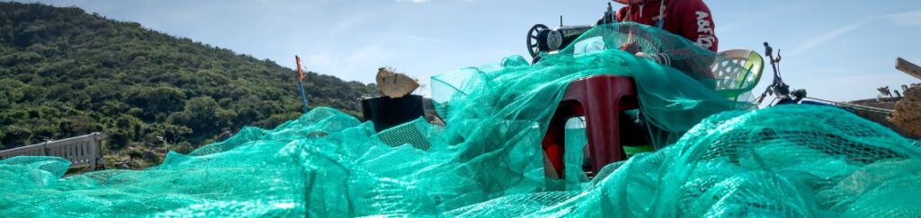 ตาข่ายอวนเขียว มุ้งไนลอนคุณภาพสูง เหนียว ทนทาน ทนแดด กันแมลงและล้อมสัตว์เลี้ยงได้ดีเยี่ยม